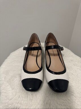 Maud Frizon - black & white Mary Jane’s s36